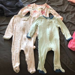 3-6 month old footies bundle (3)